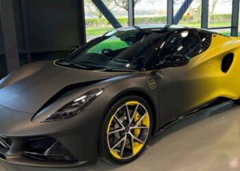Test drives a career at Lotus workshop